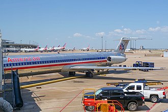 330px American Airlines MD 80 N983TW DFW 28Quintin Soloviev29