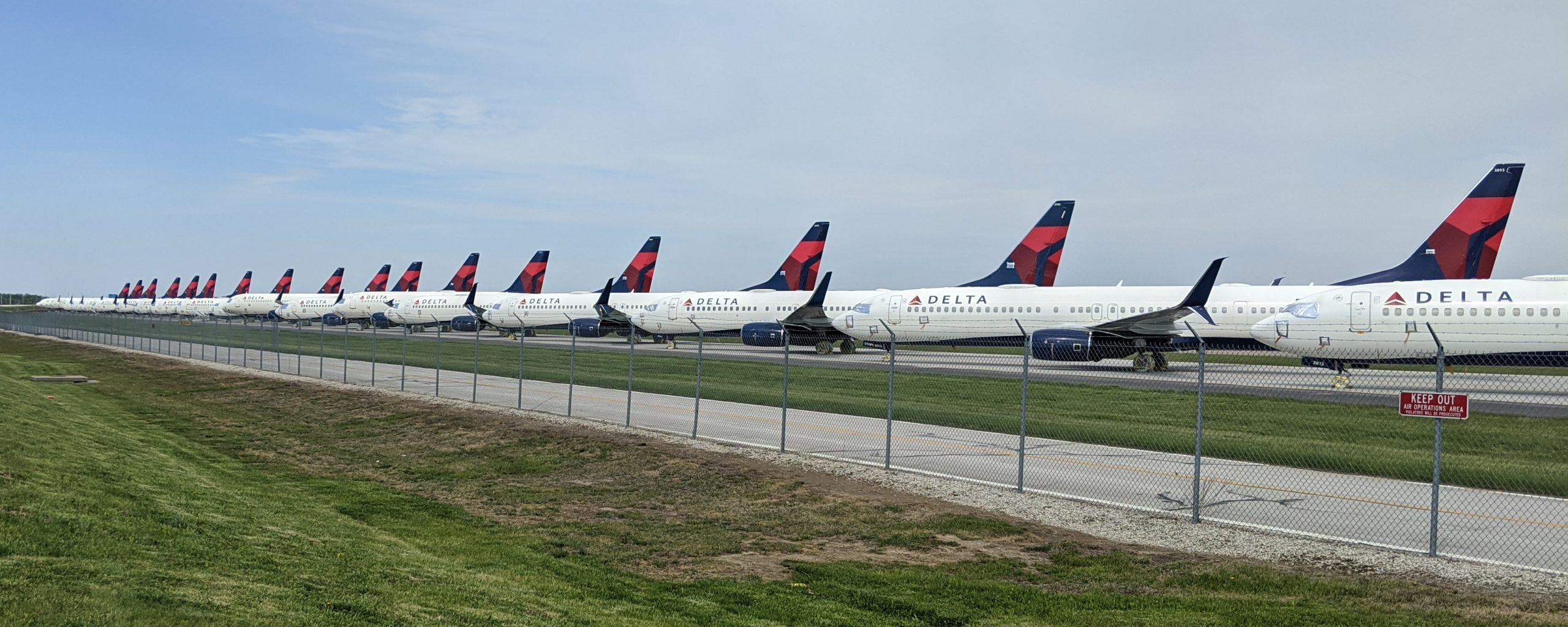 Delta Planes at MCI 284987937199629 28cropped29 scaled