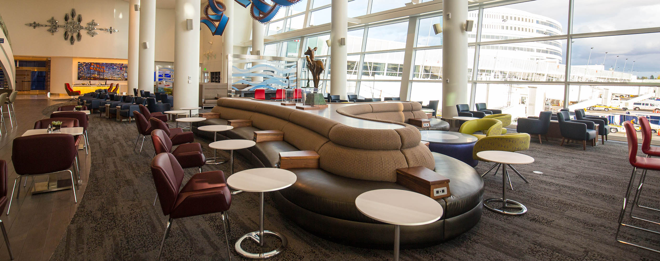 featured delta lounge