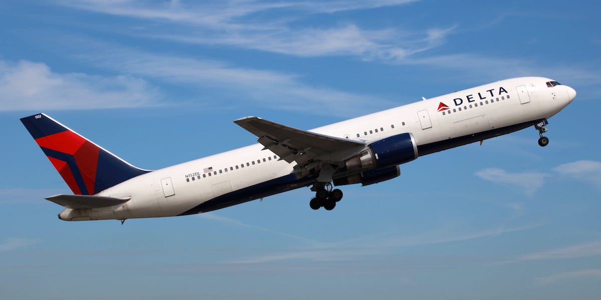 Do Delta Airline Employees Fly for Free?